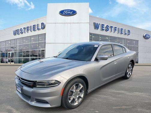 2016 Dodge Charger SE