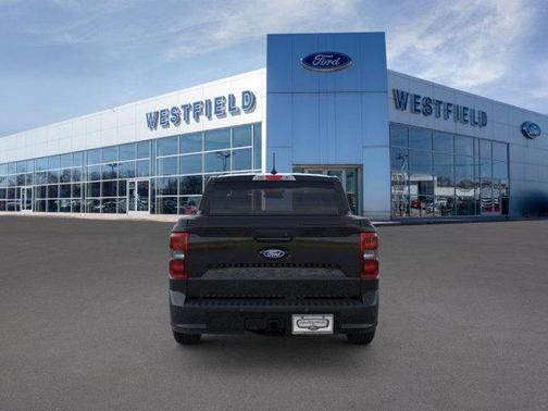 2026 Ford Maverick Lobo Standard