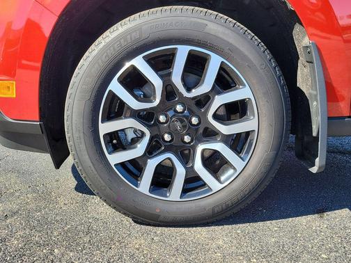 2024 Ford Maverick Lariat