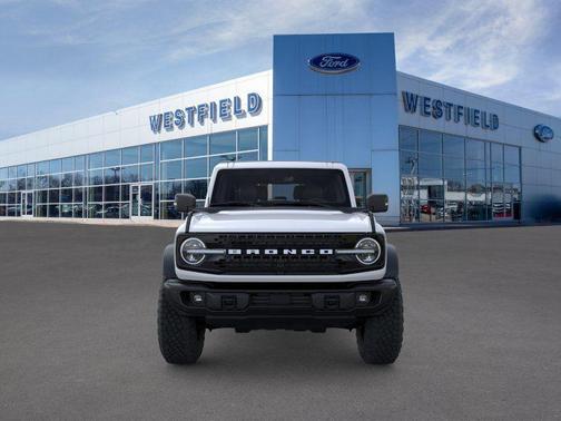 Oxford White 2025 Ford Bronco Badlands