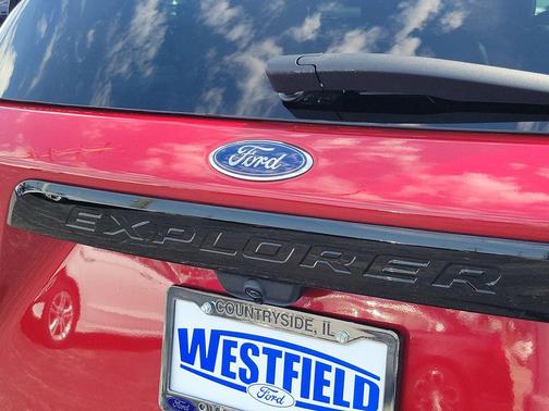 Rapid Red Metallic Tinted Clearcoat 2022 Ford Explorer ST