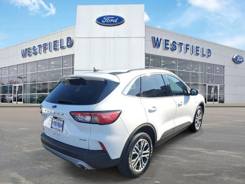 OXFORD WHITE 2022 Ford Escape SEL