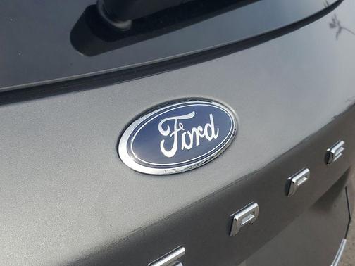 2023 Ford Escape ST-Line Elite