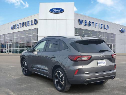 2023 Ford Escape ST-Line Elite