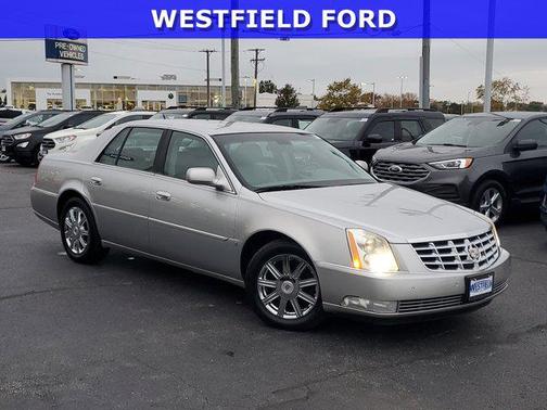 2008 Cadillac DTS Base