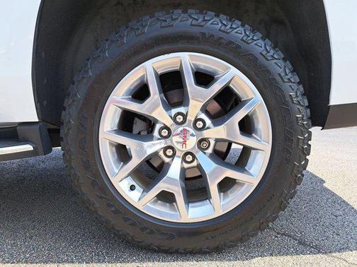2017 GMC Yukon SLE