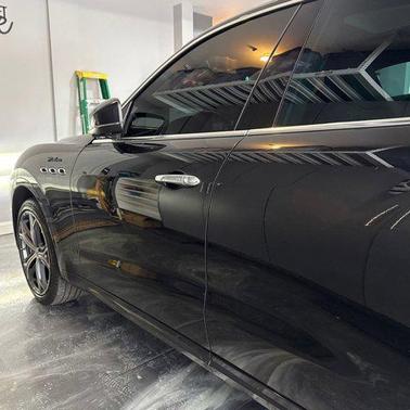 Nero Ribelle Metallic 2023 Maserati Levante Modena