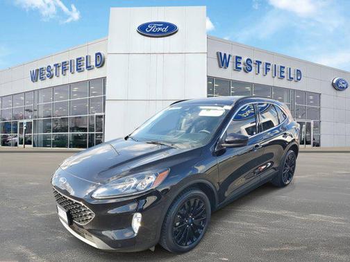 2022 Ford Escape Titanium