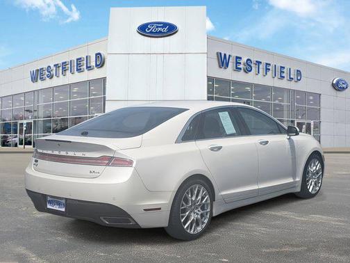 2015 Lincoln MKZ Base