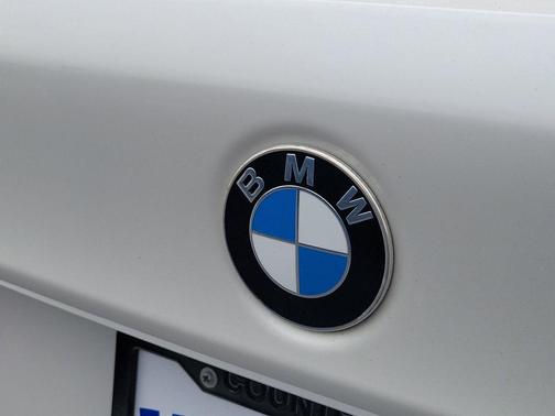 Mineral White Metallic 2020 BMW 530 530I XDRIVE