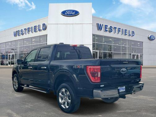 Blue Metallic 2022 Ford F-150 XLT
