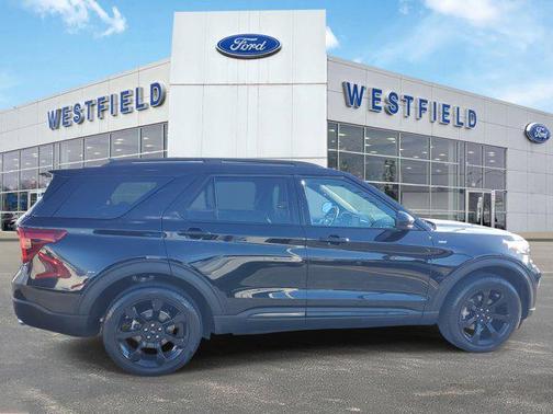 2024 Ford Explorer ST-Line