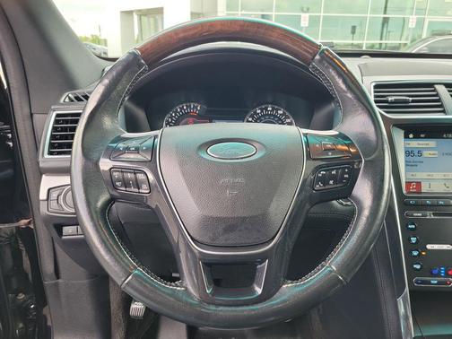 Shadow Black 2017 Ford Explorer Platinum