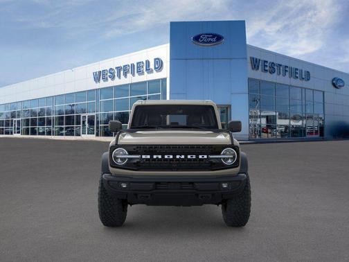 Desert Sand 2026 Ford Bronco Outer Banks