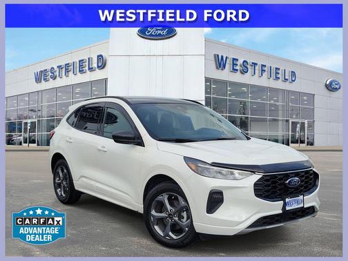 Star White Metallic Tri-Coat 2024 Ford Escape ST-Line