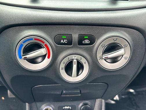 2010 Hyundai Accent GS