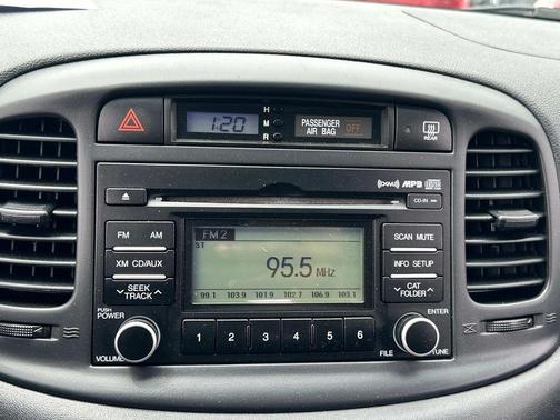 2010 Hyundai Accent GS