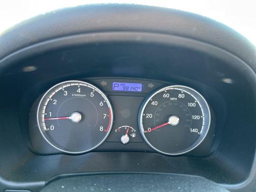 2010 Hyundai Accent GS