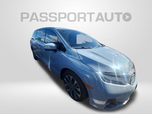 Sonic Gray Pearl 2026 Honda Odyssey Elite