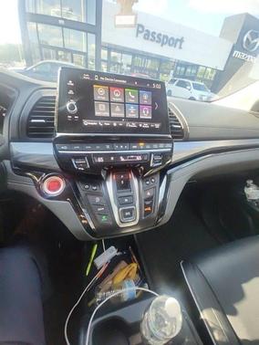 Sonic Gray Pearl 2026 Honda Odyssey Elite