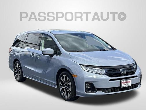 Sonic Gray Pearl 2026 Honda Odyssey Elite