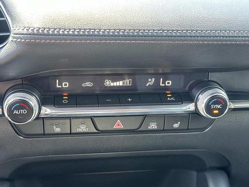 2023 Mazda Mazda3 FWD w/Preferred Package