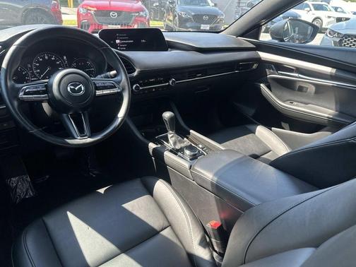 2023 Mazda Mazda3 FWD w/Preferred Package