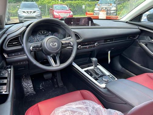 2025 Mazda CX-30 2.5 S Carbon Edition