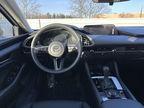 2025 Mazda Mazda3 FWD w/Preferred Package