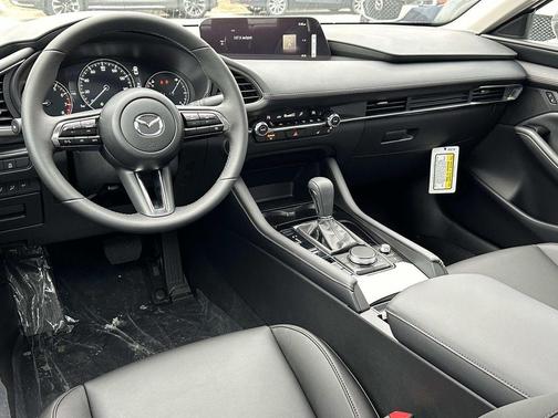 2025 Mazda Mazda3 FWD w/Preferred Package