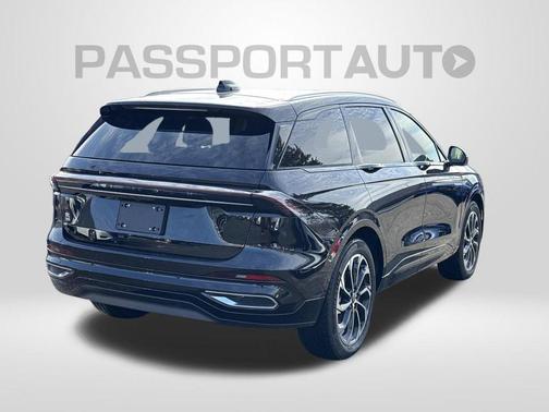 2025 Lincoln Nautilus Reserve