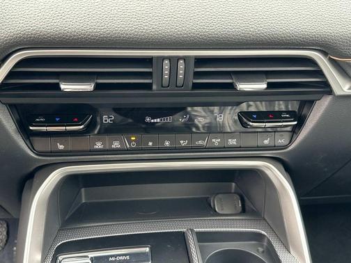 2025 Mazda CX-70 PHEV Premium Package