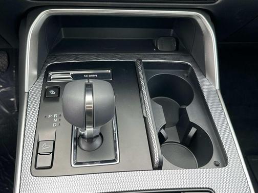 2025 Mazda CX-70 PHEV Premium Package