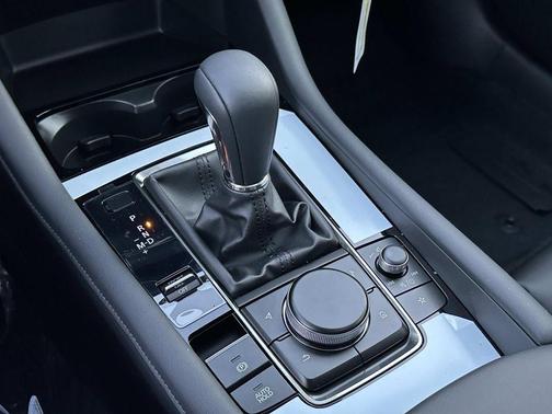 2025 Mazda Mazda3 FWD w/Preferred Package