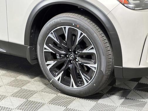 2025 Mazda CX-90 Premium Plus
