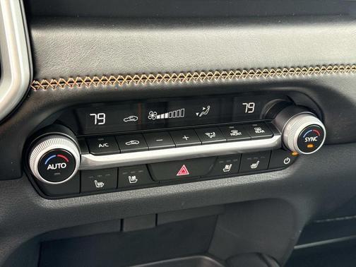 2026 Mazda CX-50 Premium