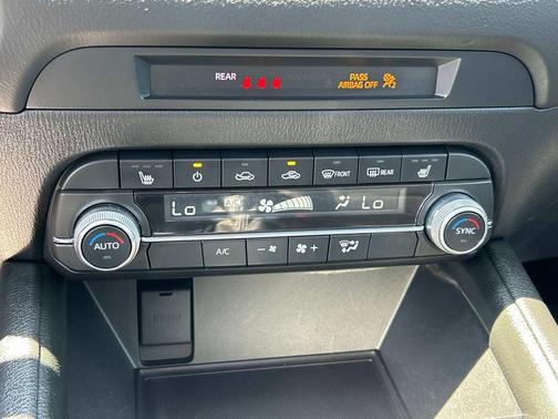2022 Mazda CX-5 2.5 S Preferred Package