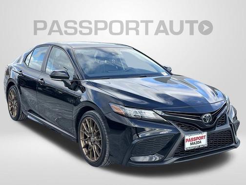 2023 Toyota Camry SE Nightshade