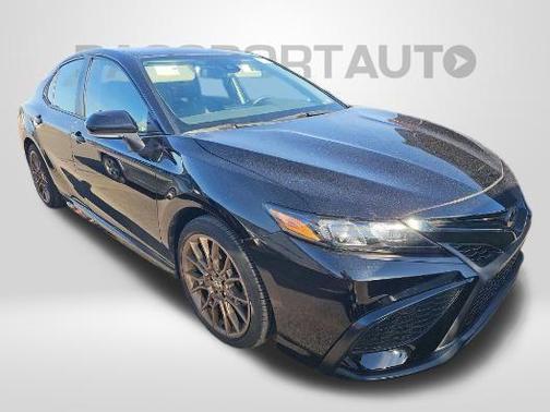2023 Toyota Camry SE Nightshade