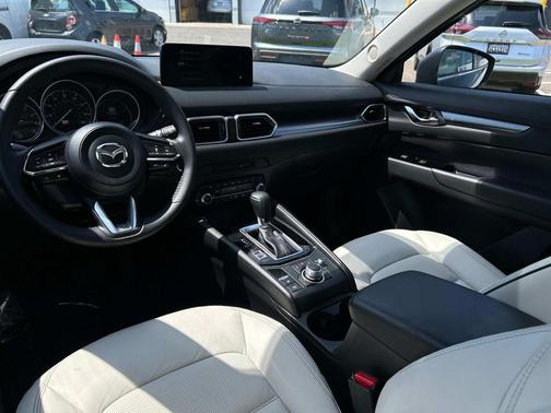 2024 Mazda CX-5 2.5 S Preferred Package