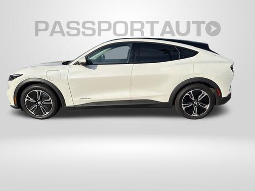Star White 2021 Ford Mustang Mach-E Select