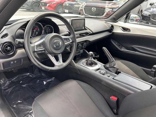 2016 Mazda MX-5 Miata Club