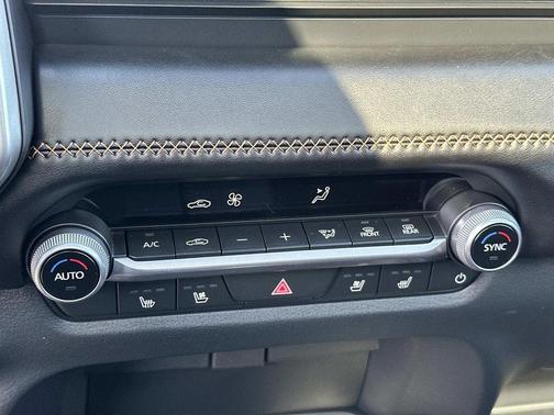 2026 Mazda CX-50 Premium