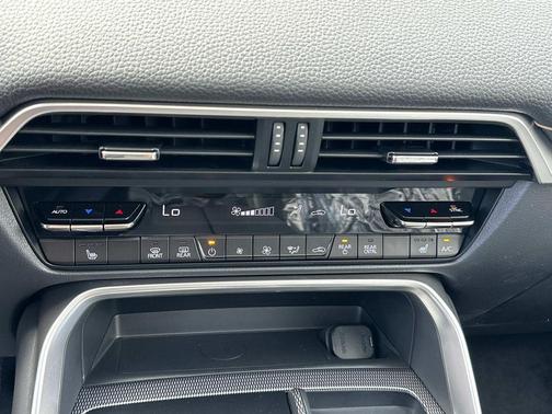 2025 Mazda CX-70 PHEV Premium Package