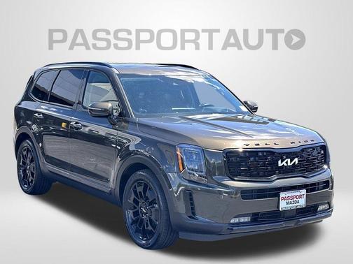 Dark Moss 2022 Kia Telluride SX