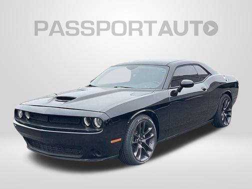 Pitch Black Clearcoat 2023 Dodge Challenger GT