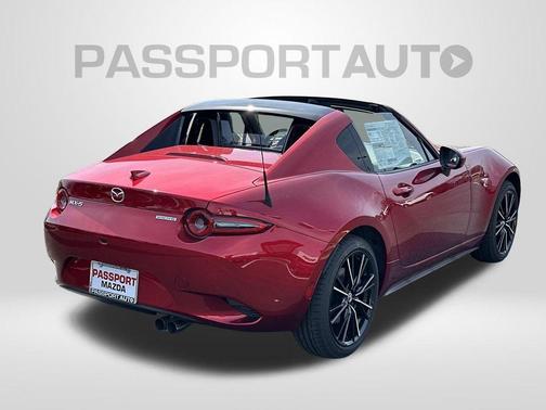 Soul Red Crystal Metallic 2026 Mazda MX-5 Miata GRAND TOURING