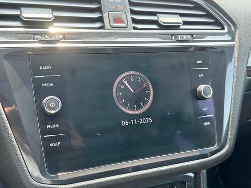 2022 Volkswagen Tiguan 2.0T SEL R-Line