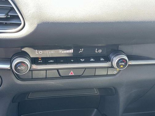 2024 Mazda CX-30 Select