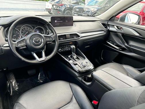 2022 Mazda CX-9 Touring Plus